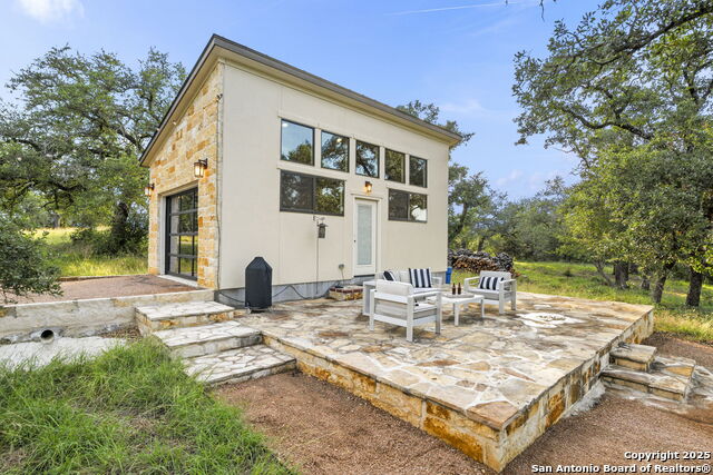 118 Sheridan Property Photo 31