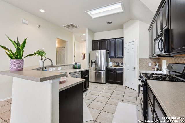 1011 Parter Pond Property Photo 16