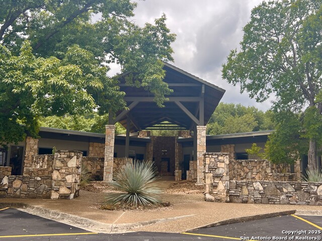 715 Hill Country Drive Property Photo 1