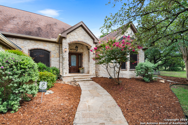 106 Oak Meadow Ln