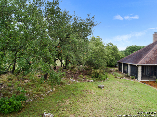 106 Oak Meadow Ln Property Photo 51