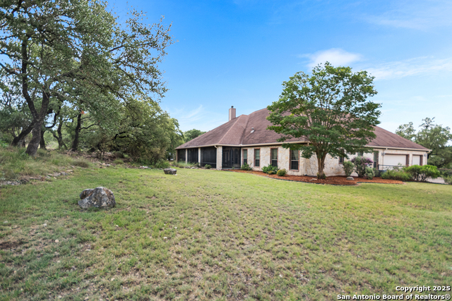 106 Oak Meadow Ln Property Photo 53