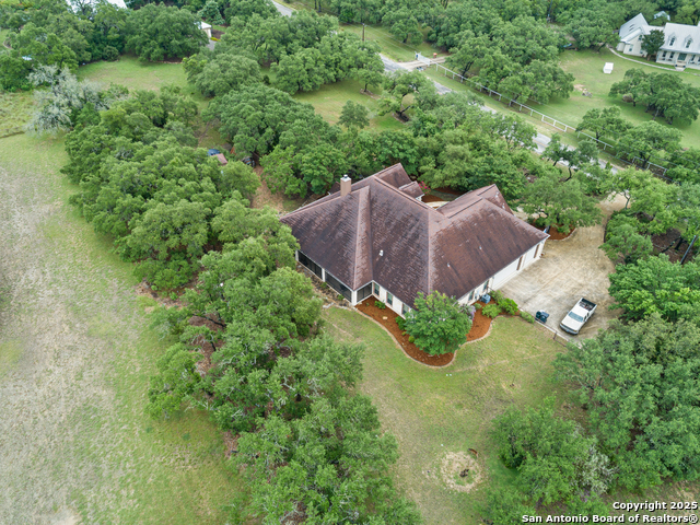 106 Oak Meadow Ln Property Photo 54