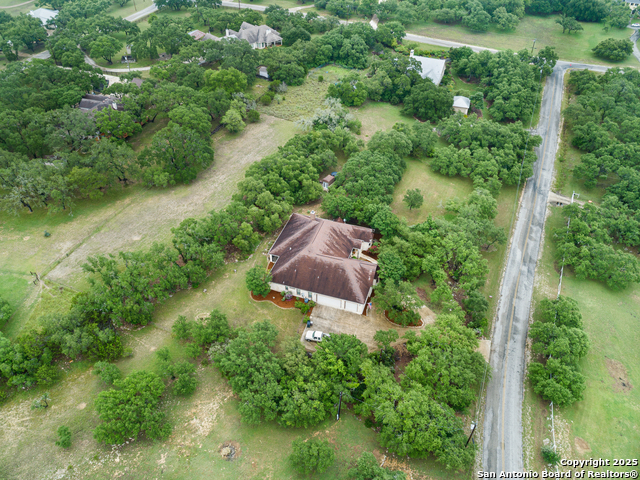 106 Oak Meadow Ln Property Photo 55