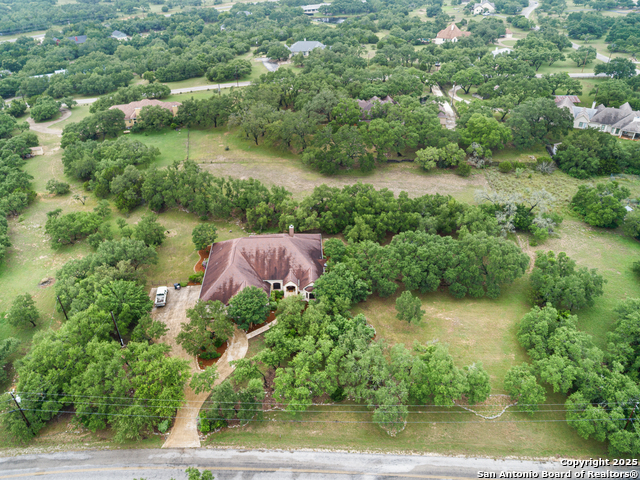106 Oak Meadow Ln Property Photo 58