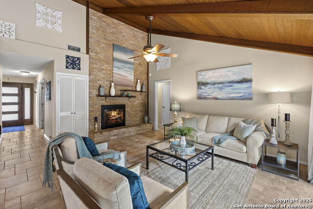 14027 Rocky Pine Woods Property Photo 8