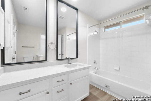 9714 Connemara Bend Property Photo 28