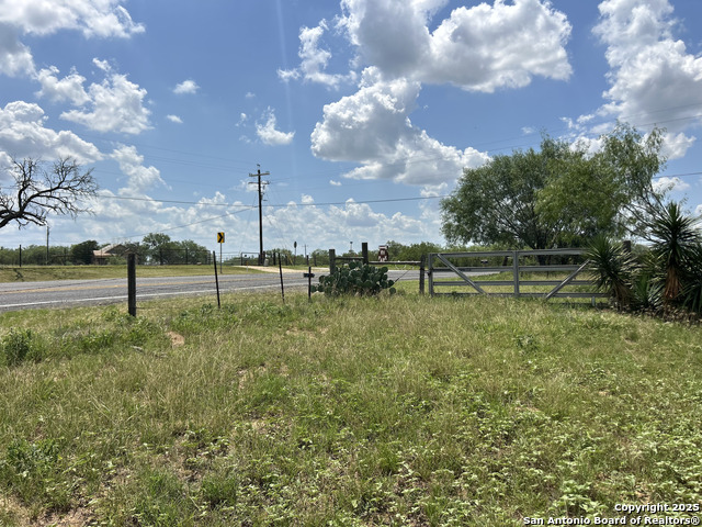 1626 Fm 1346 Property Photo 17