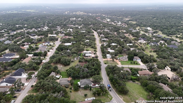 1219 Tanglewood Property Photo 9