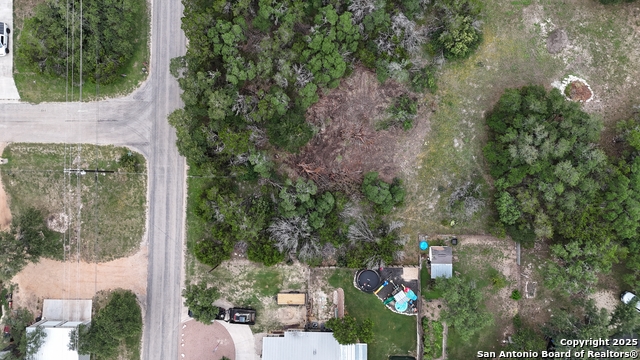 1219 Tanglewood Property Photo 14