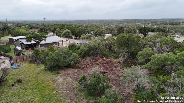 1219 Tanglewood Property Photo 27