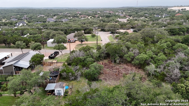1219 Tanglewood Property Photo 33