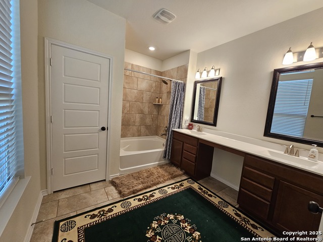 111 Lone Falls Property Photo 13