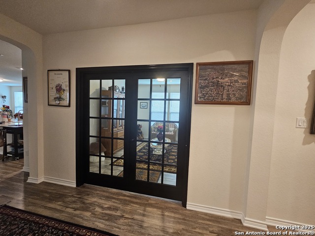 111 Lone Falls Property Photo 18