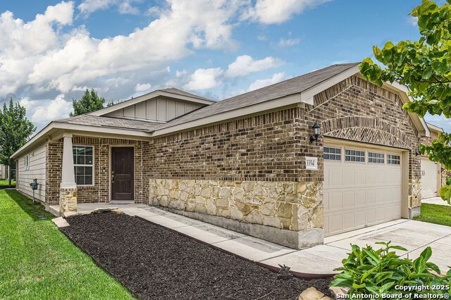 3354 Blossom Row Property Photo 1