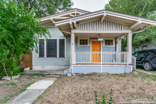 521 Kayton Property Photo 1