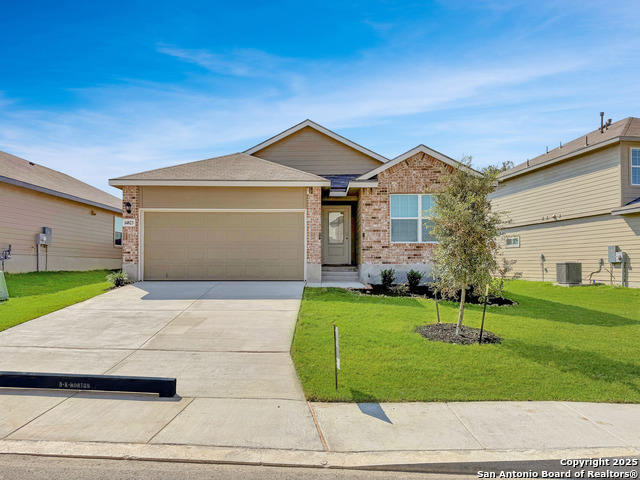 14823 Sabine Loop Road Property Photo 1