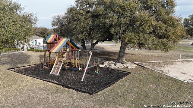 125 Private Road 1517 Property Photo 24