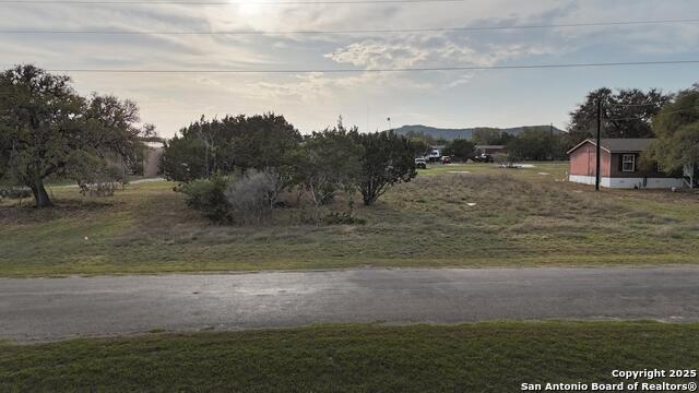 125 Private Road 1517 Property Photo 29