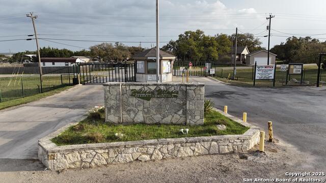 125 Private Road 1517 Property Photo 37