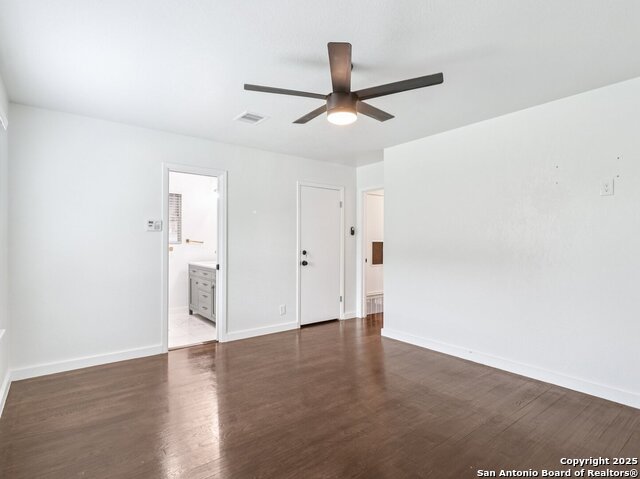 2727 Belvoir Dr Property Photo 12