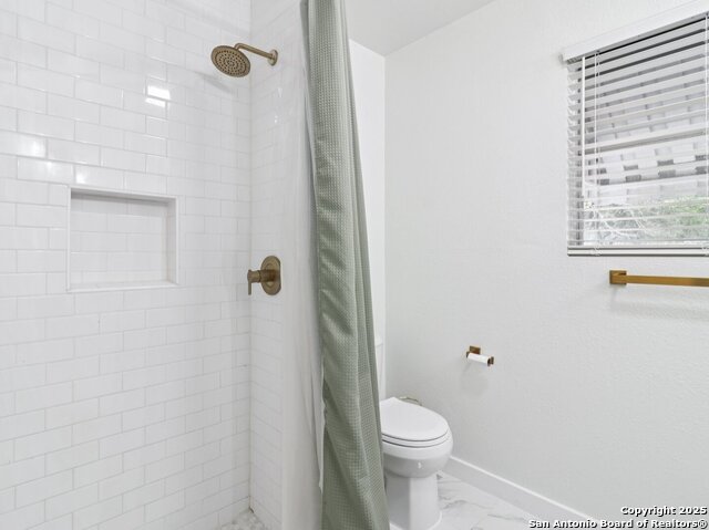 2727 Belvoir Dr Property Photo 14