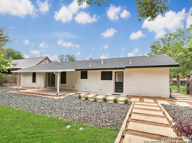 2727 Belvoir Dr Property Photo 21