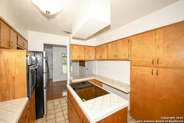 339 Mink Property Photo 7