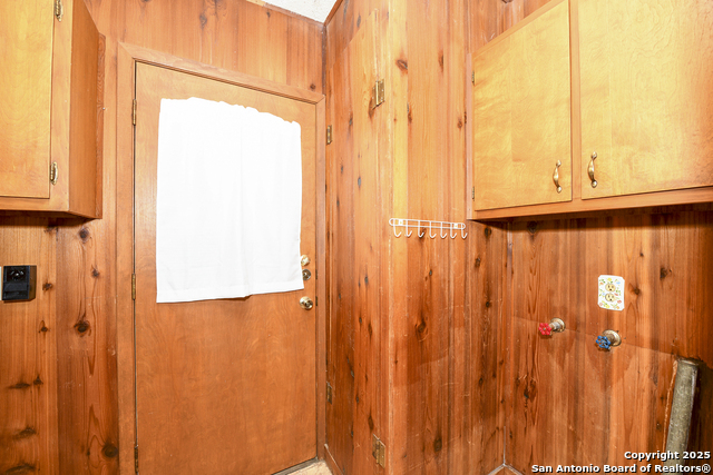 339 Mink Property Photo 22