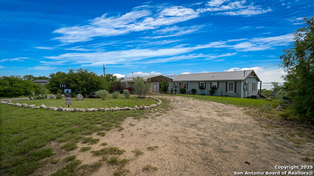 100 Vista 11 Ln Property Photo 1