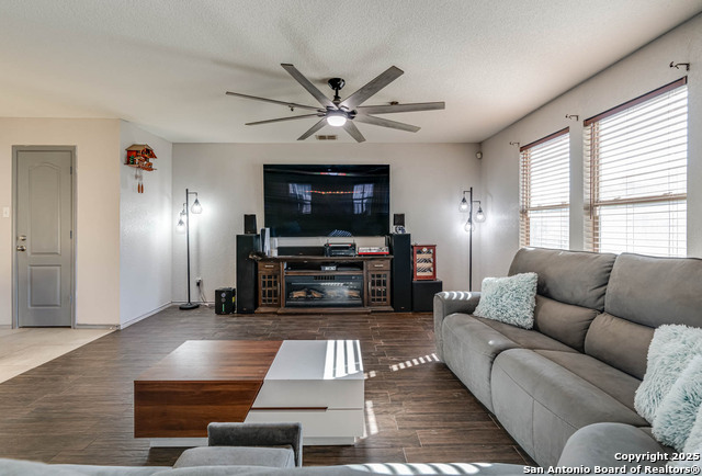 9938 Balboa Island Property Photo 5