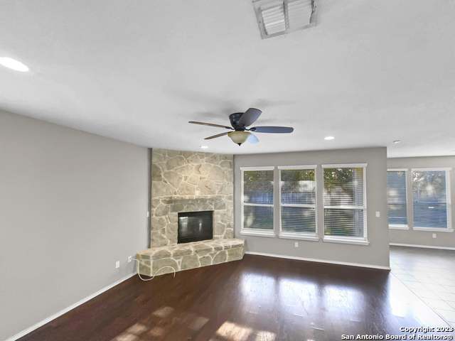27410 Valle Verde Property Photo 6