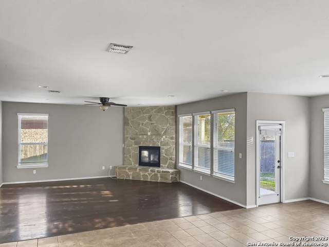 27410 Valle Verde Property Photo 9