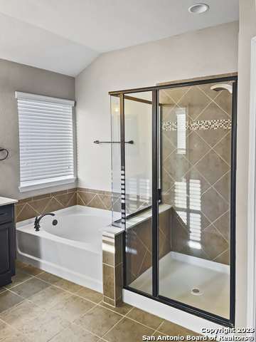 27410 Valle Verde Property Photo 13