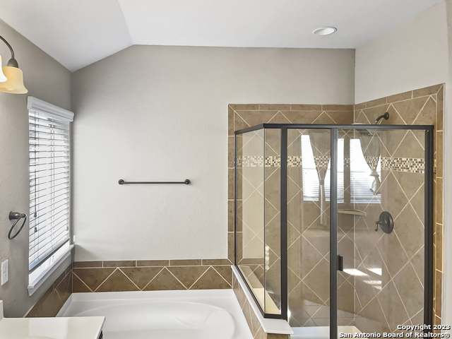 27410 Valle Verde Property Photo 15