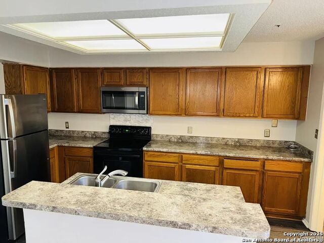 8511 Sir Lancelot Property Photo 3