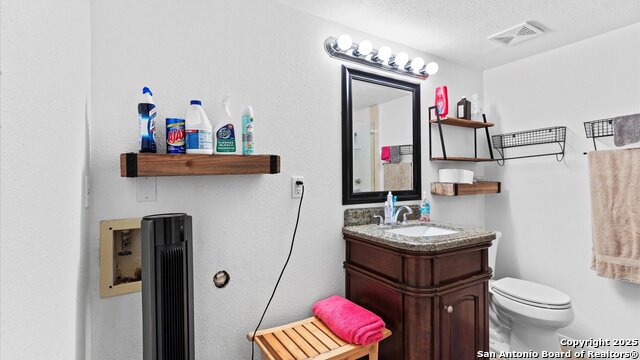 2300 Nacogdoches Property Photo 21