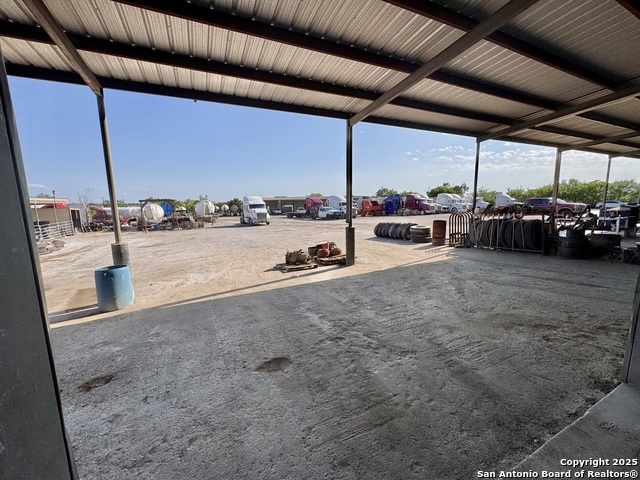 8495 Us Highway 87 Property Photo 4