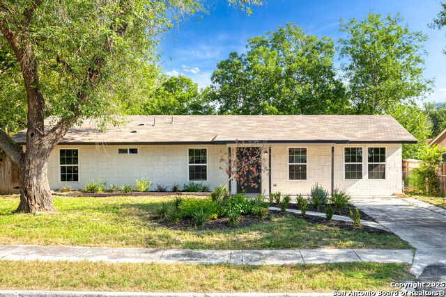 8810 Flint Valley Property Photo 1