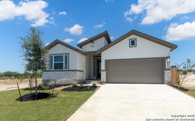 519 White Oak Property Photo 1