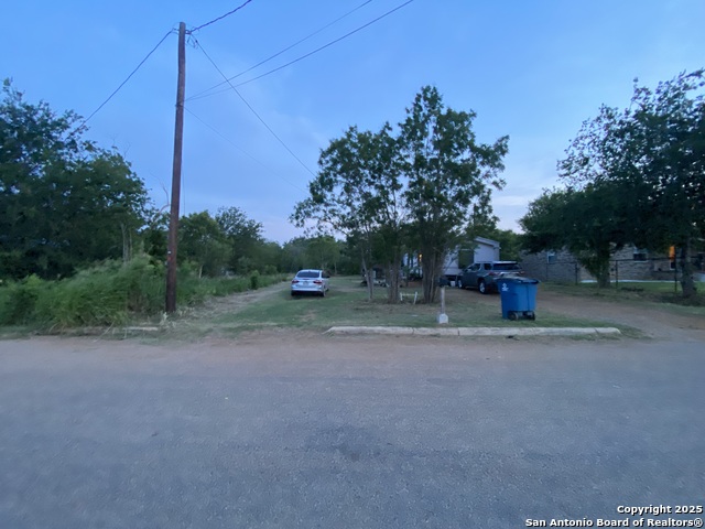 415 Kinsel Property Photo 1
