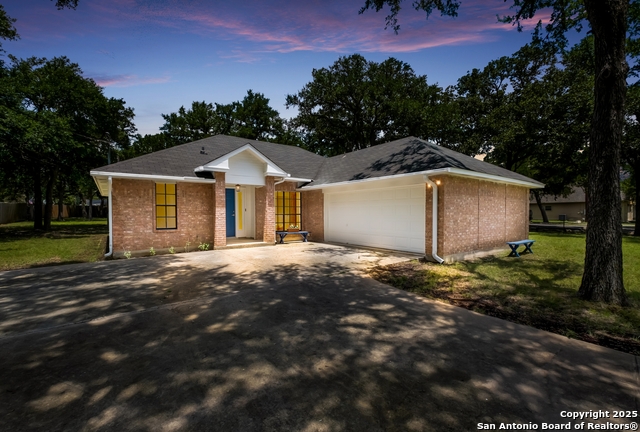1390 Misty Ln Property Photo 1