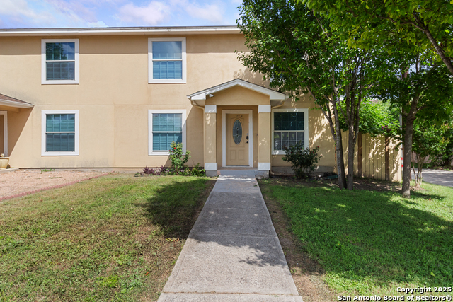 210 E Broadview Property Photo 1