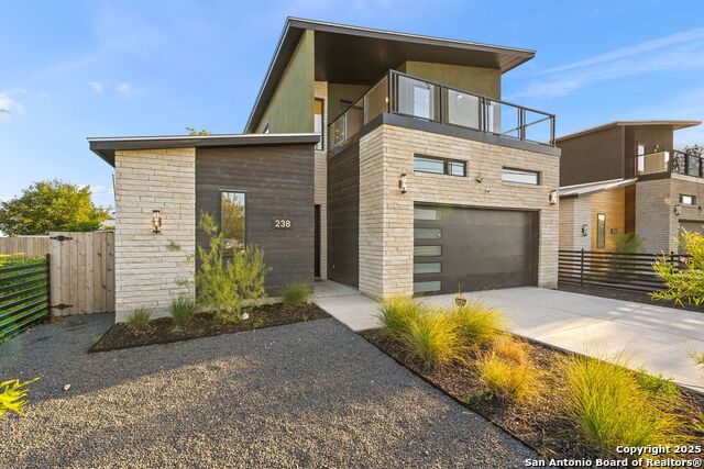 238 Cassiano St Property Photo 1