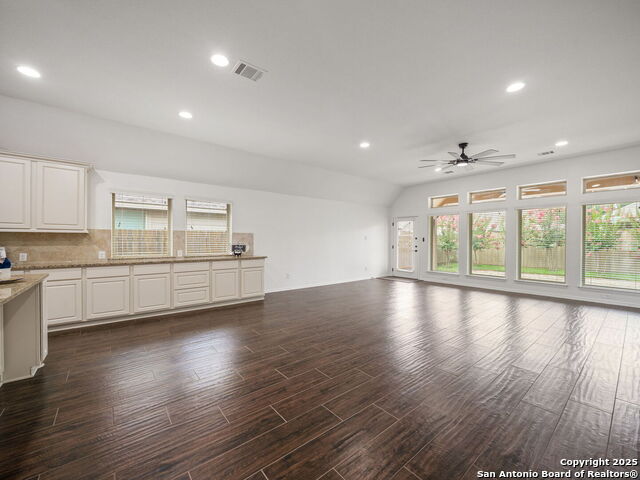 14534 Clydesdale Property Photo 15