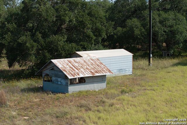 1003 County Road 334 Property Photo 36