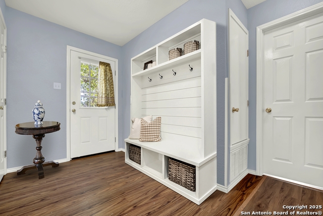 1205 Plum Property Photo 2
