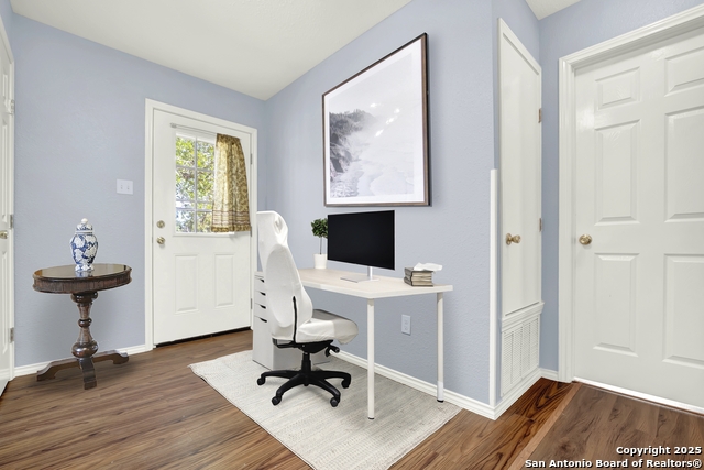 1205 Plum Property Photo 3
