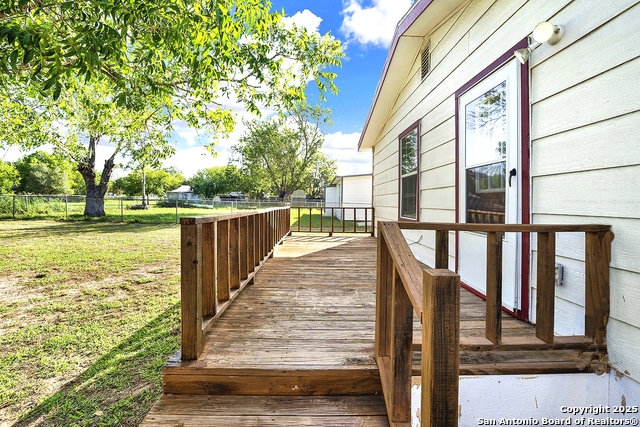 1205 Plum Property Photo 18