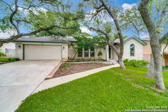 8815 Shady Leaf Property Photo 1